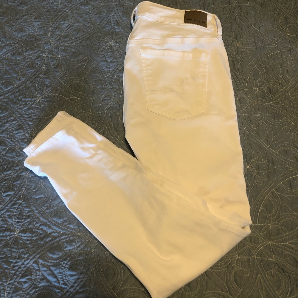 American Eagle White Skinny Jeans